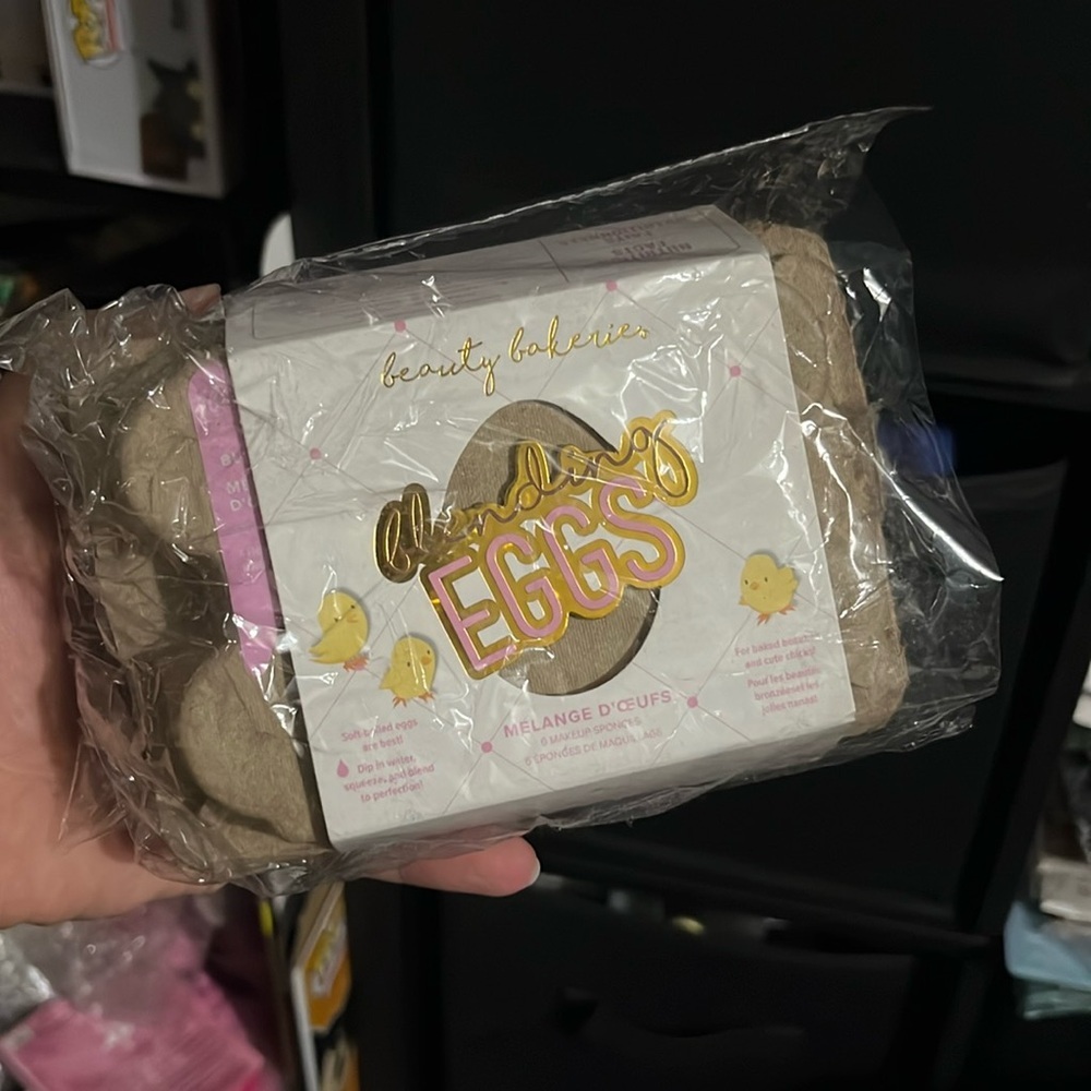Beauty Bakerie Blending Eggs​